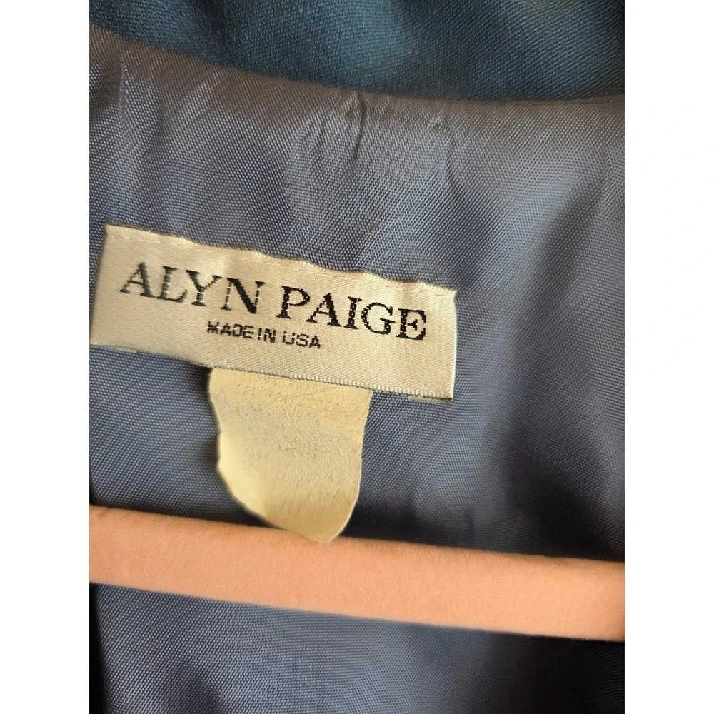 Vintage ALYN PAIGE Women's Blue Floral Embroidered Blazer Skirt‎ Suit Set